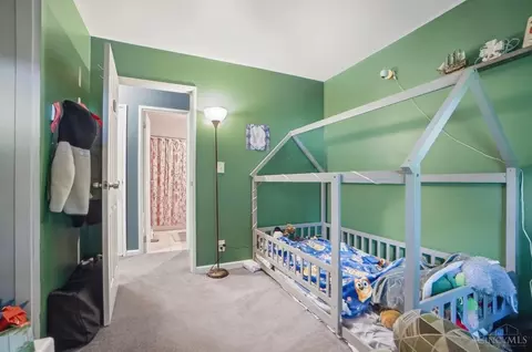 Bedroom - 9671 Wildbrook Ln, Cincinnati, OH 45231 photo 5 of 6