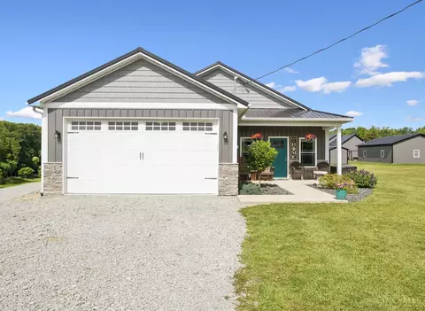 139 Oklahoma Dr, Lake Waynoka, OH 45171