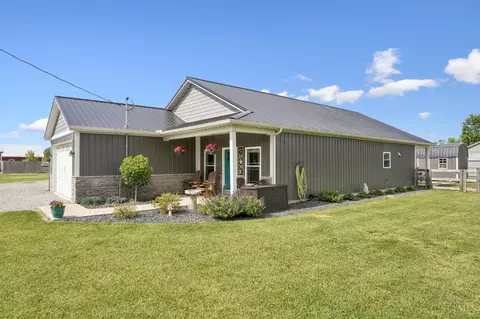 139 Oklahoma Dr, Lake Waynoka, OH 45171