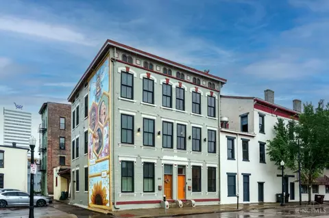 1008 Elm, Cincinnati, OH 45202
