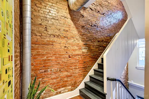 Entry Way - 1008 Elm St, Cincinnati, OH 45202 photo 8 of 8