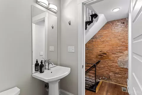 Other - 1008 Elm St, Cincinnati, OH 45202 photo 1 of 10
