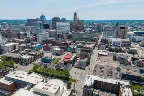 View/Area - 1008 Elm St, Cincinnati, OH 45202 photo 1 of 3