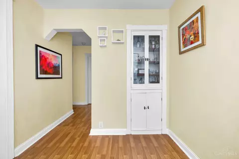 Entry Way - 8620 Pine Rd, Cincinnati, OH 45242 photo 1 of 1