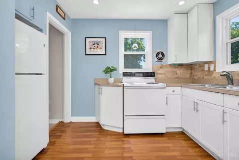 Kitchen - 8620 Pine Rd, Cincinnati, OH 45242 photo 2 of 2
