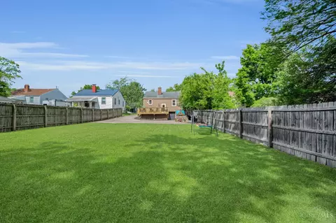 Exterior - 8620 Pine Rd, Cincinnati, OH 45242 photo 5 of 12