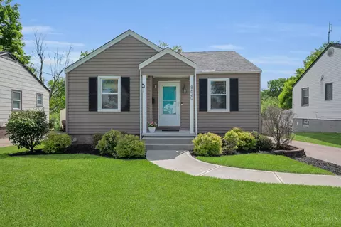 Exterior - 8620 Pine Rd, Cincinnati, OH 45242 photo 4 of 12