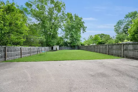 Exterior - 8620 Pine Rd, Cincinnati, OH 45242 photo 8 of 12