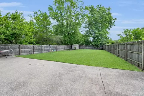 Exterior - 8620 Pine Rd, Cincinnati, OH 45242 photo 9 of 12