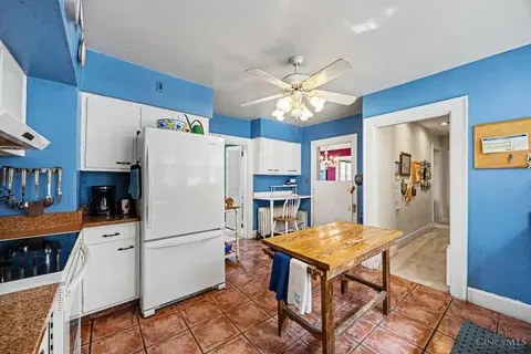 Kitchen - 3518 Cornell Pl, Cincinnati, OH 45220 photo 3 of 3