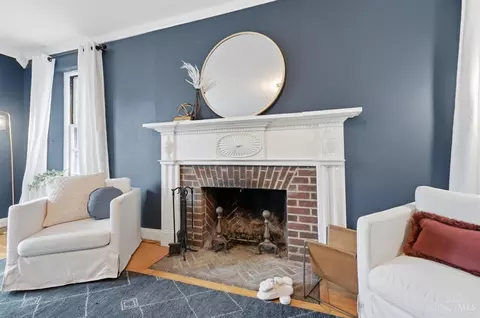 Living - 133 D St, Hamilton, OH 45013 photo 6 of 6
