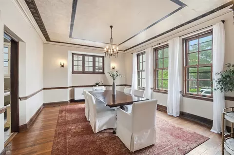 Dining - 133 D St, Hamilton, OH 45013 photo 3 of 4