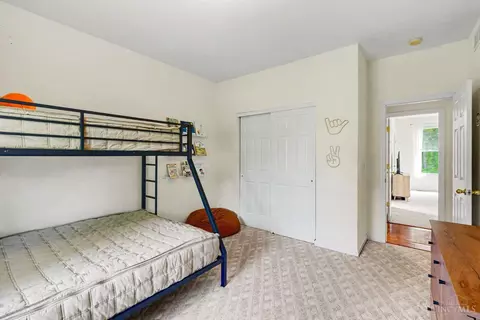 Bedroom - 3920 Pine View Dr, Williamsburg, OH 45176 photo 5 of 6