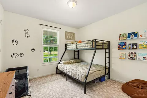 Bedroom - 3920 Pine View Dr, Williamsburg, OH 45176 photo 6 of 6