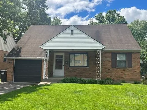 2721 Byrneside Dr, Colerain Twp, OH 45239