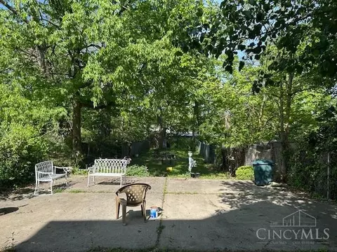 Exterior - 3129 Durrell, Cincinnati, OH 45207 photo 2 of 4