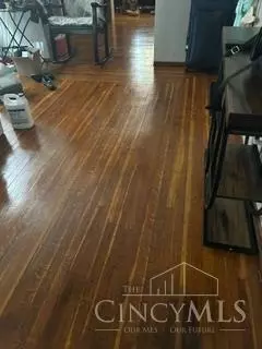 Entry Way - 3129 Durrell, Cincinnati, OH 45207 photo 2 of 3