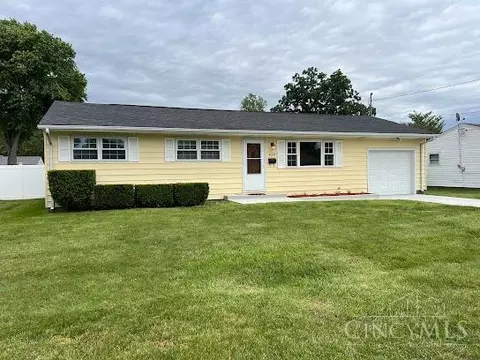 428 Cranewood Dr, Trenton, OH 45067