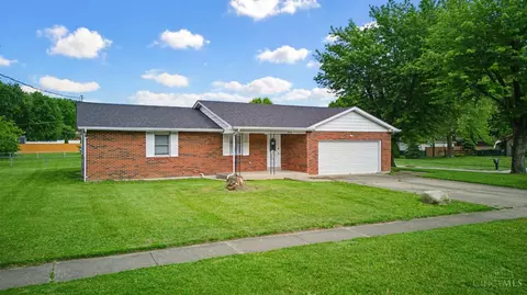 2456 Bendel Dr, Middletown, OH 45044