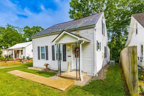 508 Seventh St, Manchester, OH 45144