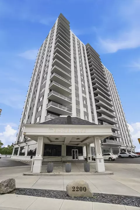 2200 Victory Pkwy, Cincinnati, OH 45206