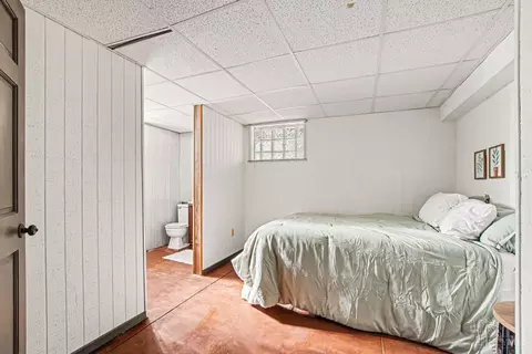 Bedroom - 514 Considine Ave, Cincinnati, OH 45205 photo 5 of 5