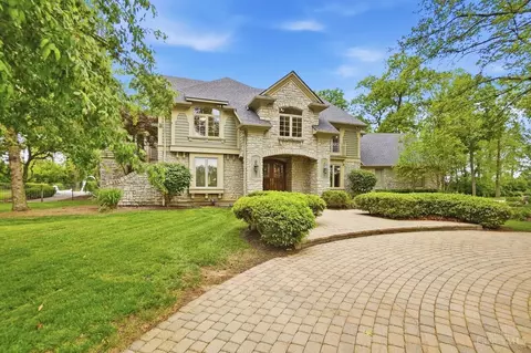 Exterior - 441 St Rte 73, Springboro, OH 45066 photo 4 of 26