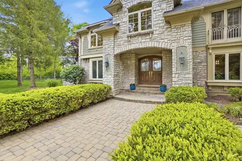 Exterior - 441 St Rte 73, Springboro, OH 45066 photo 7 of 26