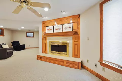Living - 441 St Rte 73, Springboro, OH 45066 photo 6 of 6