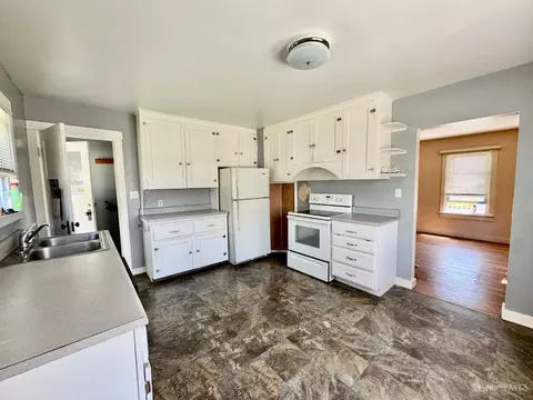 Kitchen - 1201 Eureka Dr, Kettering, OH 45419 photo 3 of 3