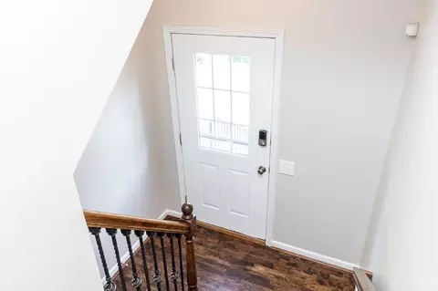 Entry Way - 6505 Silverfox Dr, Cincinnati, OH 45230 photo 2 of 2