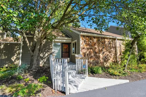 9870 Timbers Dr, Blue Ash, OH 45242