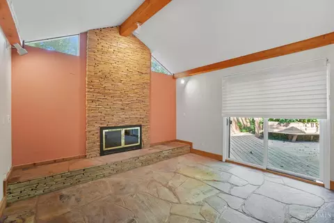 Living - 9870 Timbers Dr, Blue Ash, OH 45242 photo 5 of 7