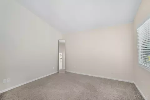 Bedroom - 9870 Timbers Dr, Blue Ash, OH 45242 photo 3 of 4