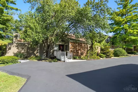 Exterior - 9870 Timbers Dr, Blue Ash, OH 45242 photo 11 of 12