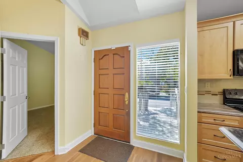 Entry Way - 9870 Timbers Dr, Blue Ash, OH 45242 photo 1 of 2