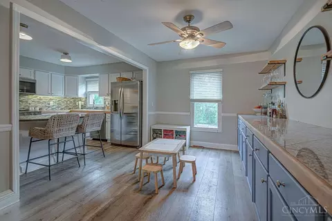 Dining - 6820 Spring Arbor Dr, Mason, OH 45040 photo 5 of 5