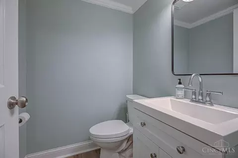 Bath - 6820 Spring Arbor Dr, Mason, OH 45040 photo 1 of 4