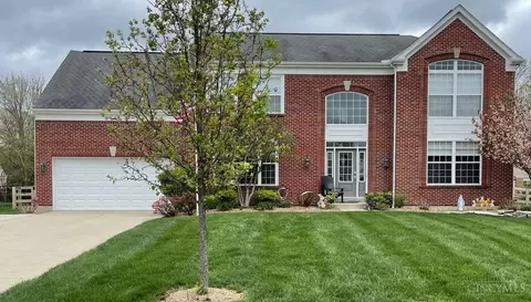 1551 Hunt Club Dr, Milford, OH 45150