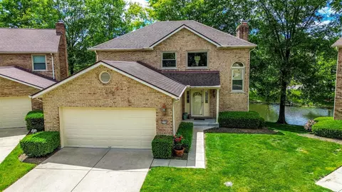 3170 Lakepointe Ct, Cincinnati, OH 45248