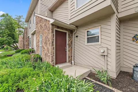 4946 Columbia Cir, West Chester, OH 45011