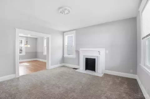 Living - 4308 Smith Rd, Cincinnati, OH 45212 photo 2 of 6