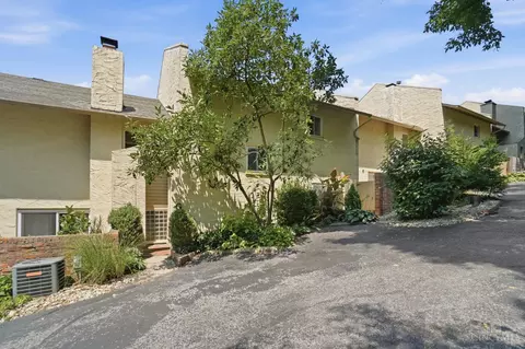 2111 Sutton Ave, Cincinnati, OH 45230 photo 2
