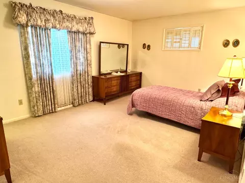 Bedroom - 2451 Hunt Rd, Reading, OH 45215 photo 1 of 4