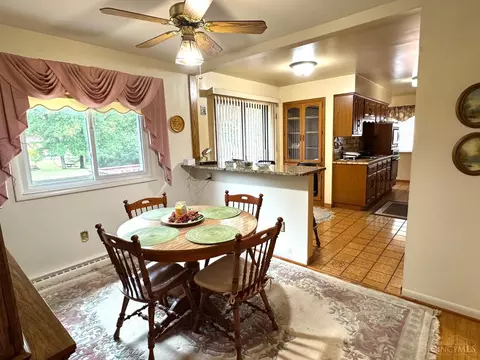 Dining - 2451 Hunt Rd, Reading, OH 45215 photo 4 of 6