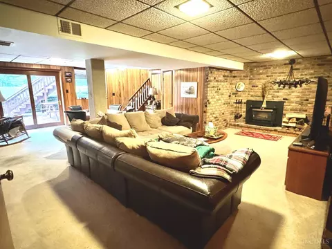 Living - 2451 Hunt Rd, Reading, OH 45215 photo 5 of 6