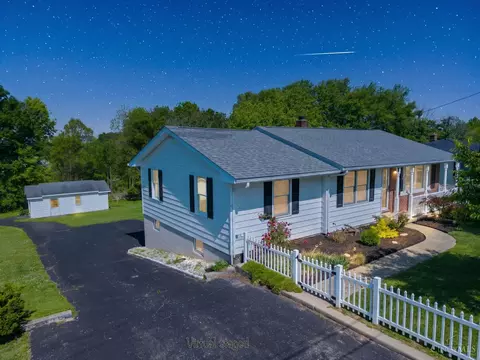 20 Highland Dr, Hillsboro, OH 45133