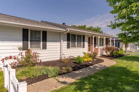 20 Highland Dr, Hillsboro, OH 45133