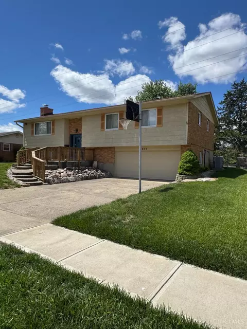 903 Dunaway St, Miamisburg, OH 45342