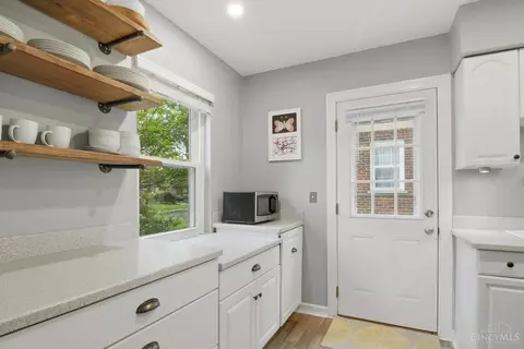 Kitchen - 7137 Silvercrest Dr, Cincinnati, OH 45236 photo 1 of 4